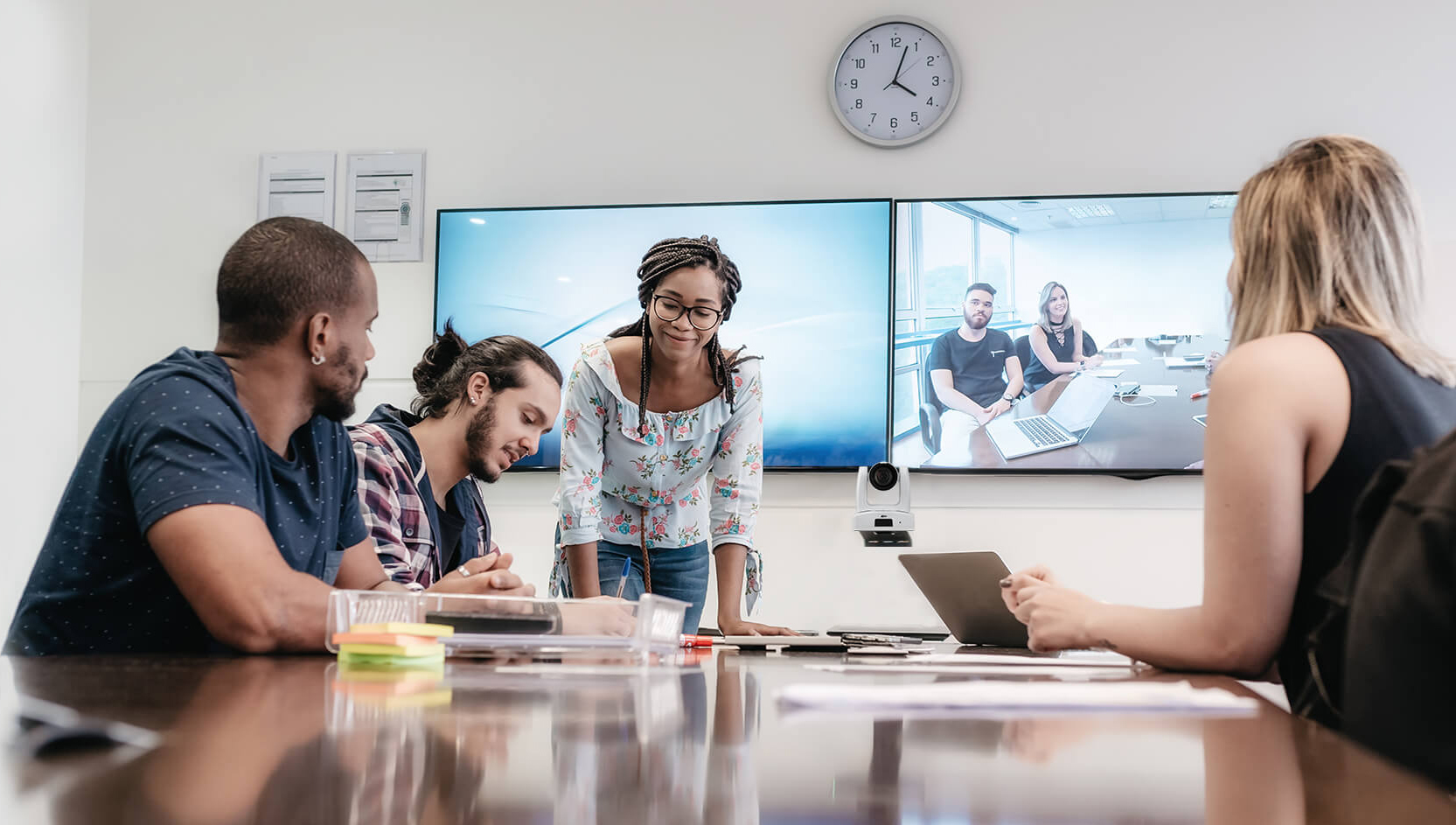 COME VISCA OVER IP MIGLIORA L’INTEROPERABILITÀ E LA PARTECIPAZIONE ALLE RIUNIONI