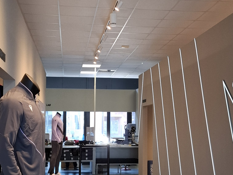 Rokepo_Spottune_Macron_abbigliamento_sportivo